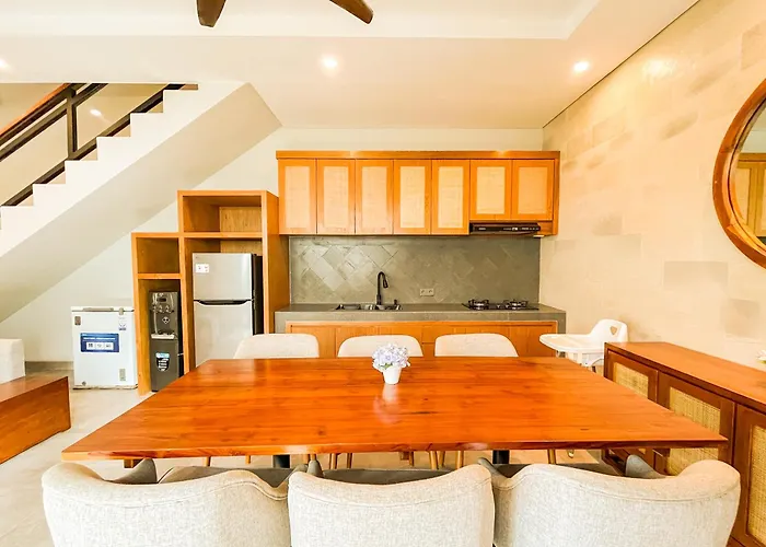 ゲストハウス Kangin House Sanur 3*